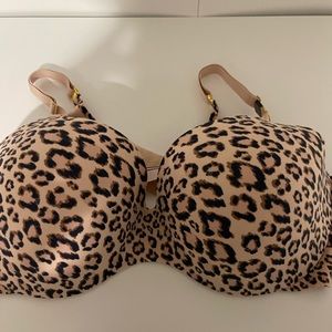 Victoria’s Secret Tshirt Bra 38 DD